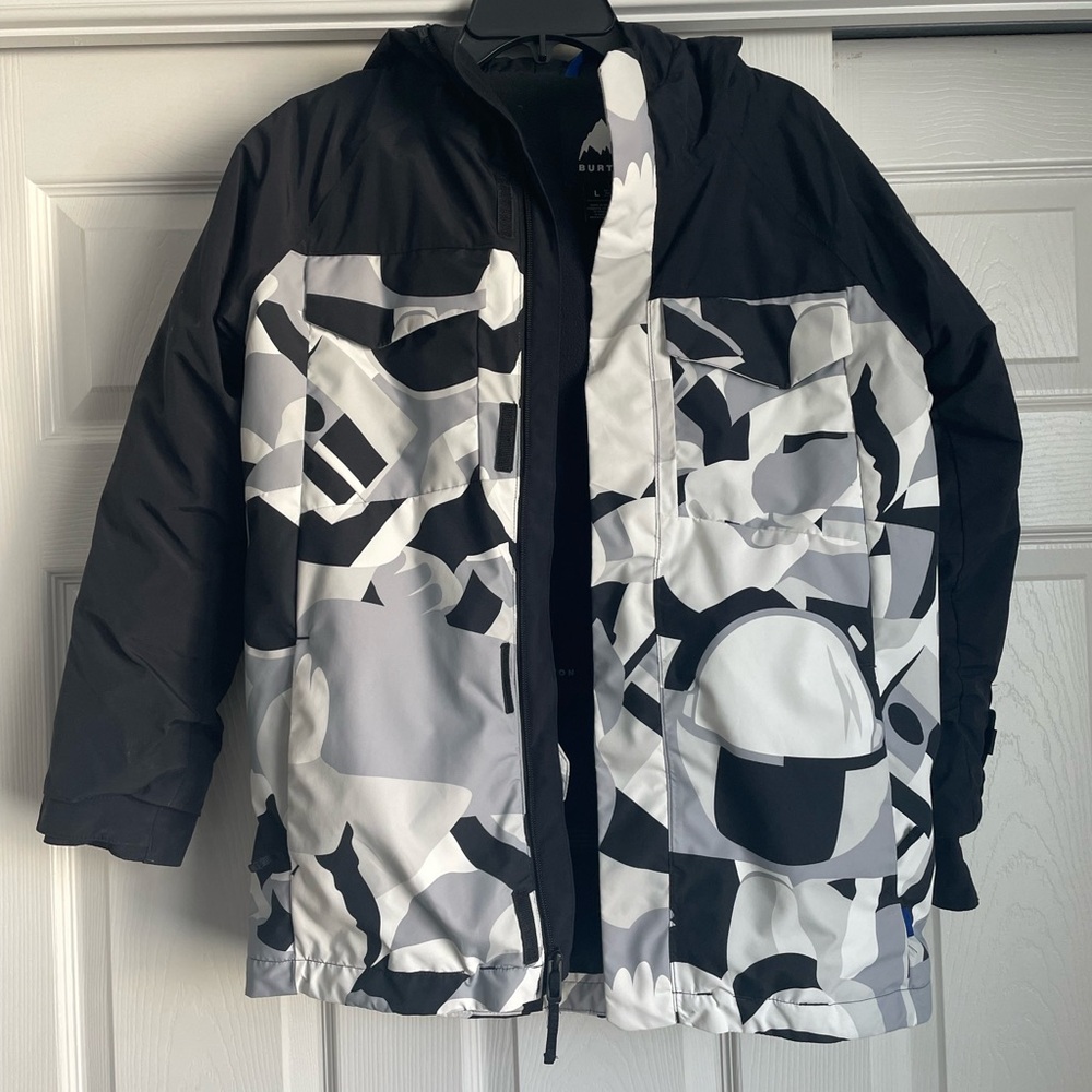 Burton Youth Large Black and White Camouflage Ski/Snowboard Jacket